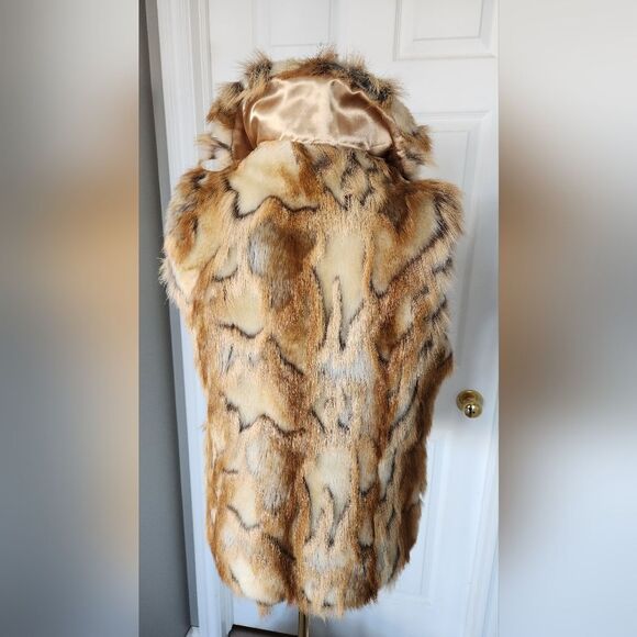 NWOTโRachel Zoe Faux Fur Vest - Size XS - Picture 8 of 16